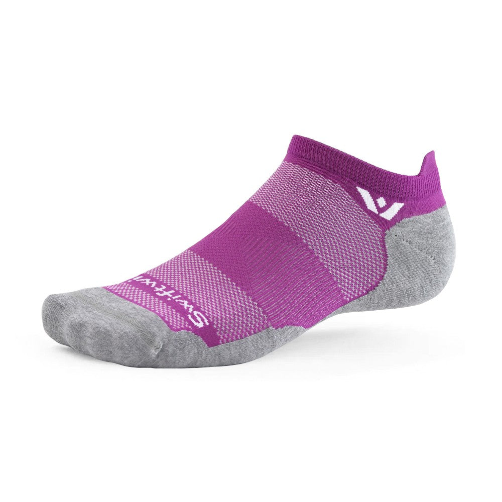 Swiftwick Maxus Zero Tab sock in magenta