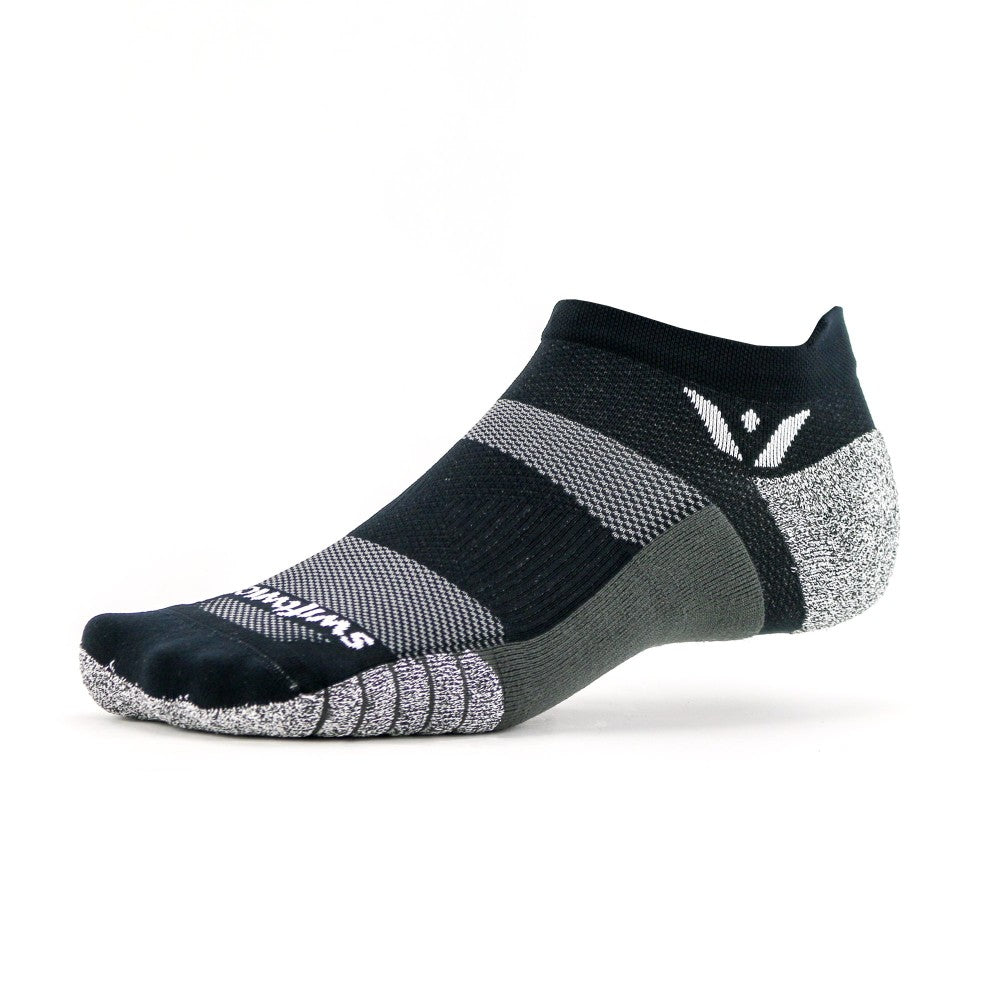 Swiftwick Flite XT zero sock in black